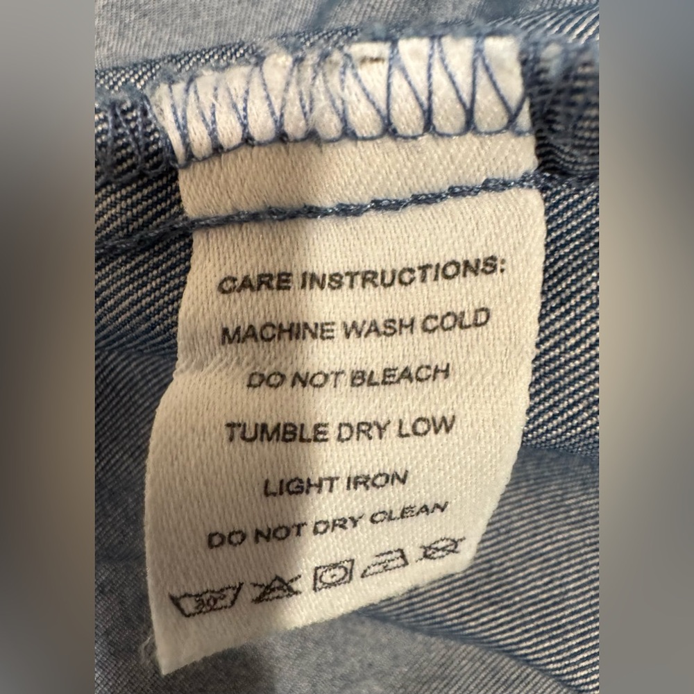 Made with Love—M, Blue Sleeveless Denim/Chambray Button Down Shirt Dress - Picture 5 of 5
